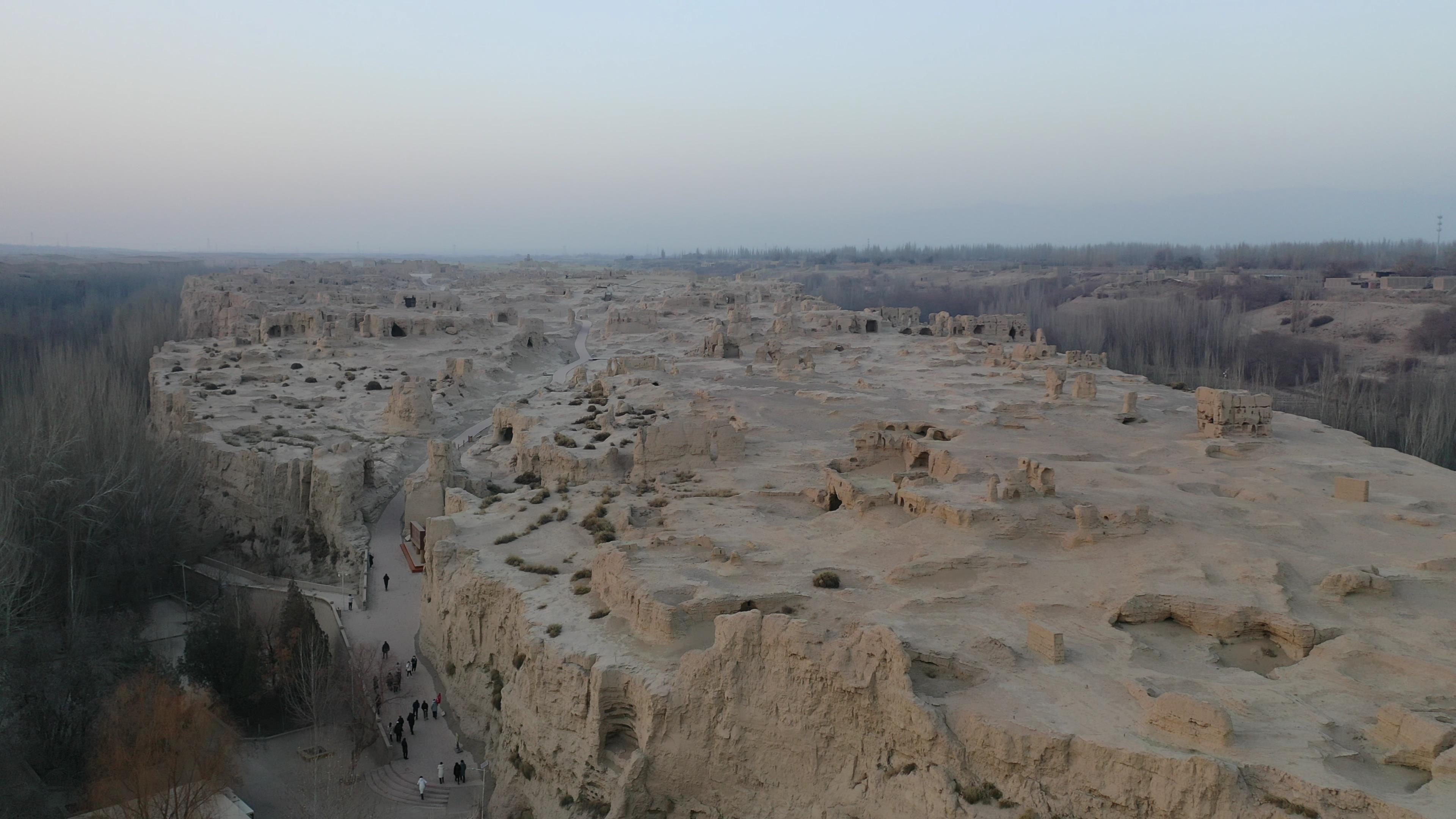 12月去新疆南疆旅游團報價_新疆南彊旅游