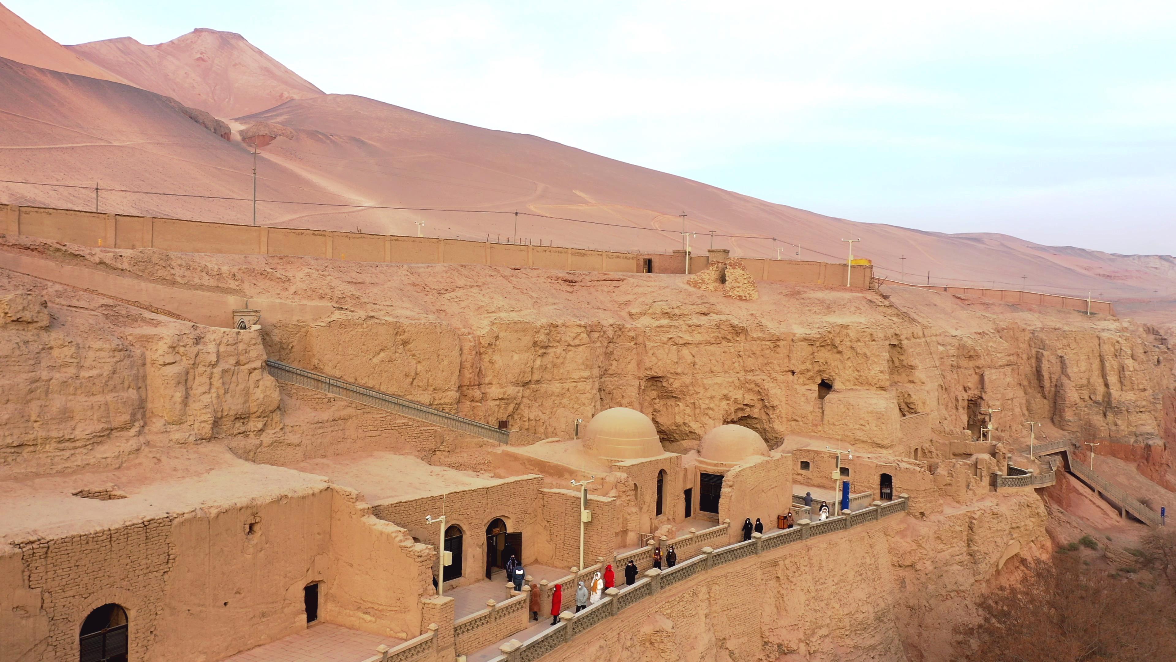 5月1日 新疆旅游地_5月1日 新疆旅游地點