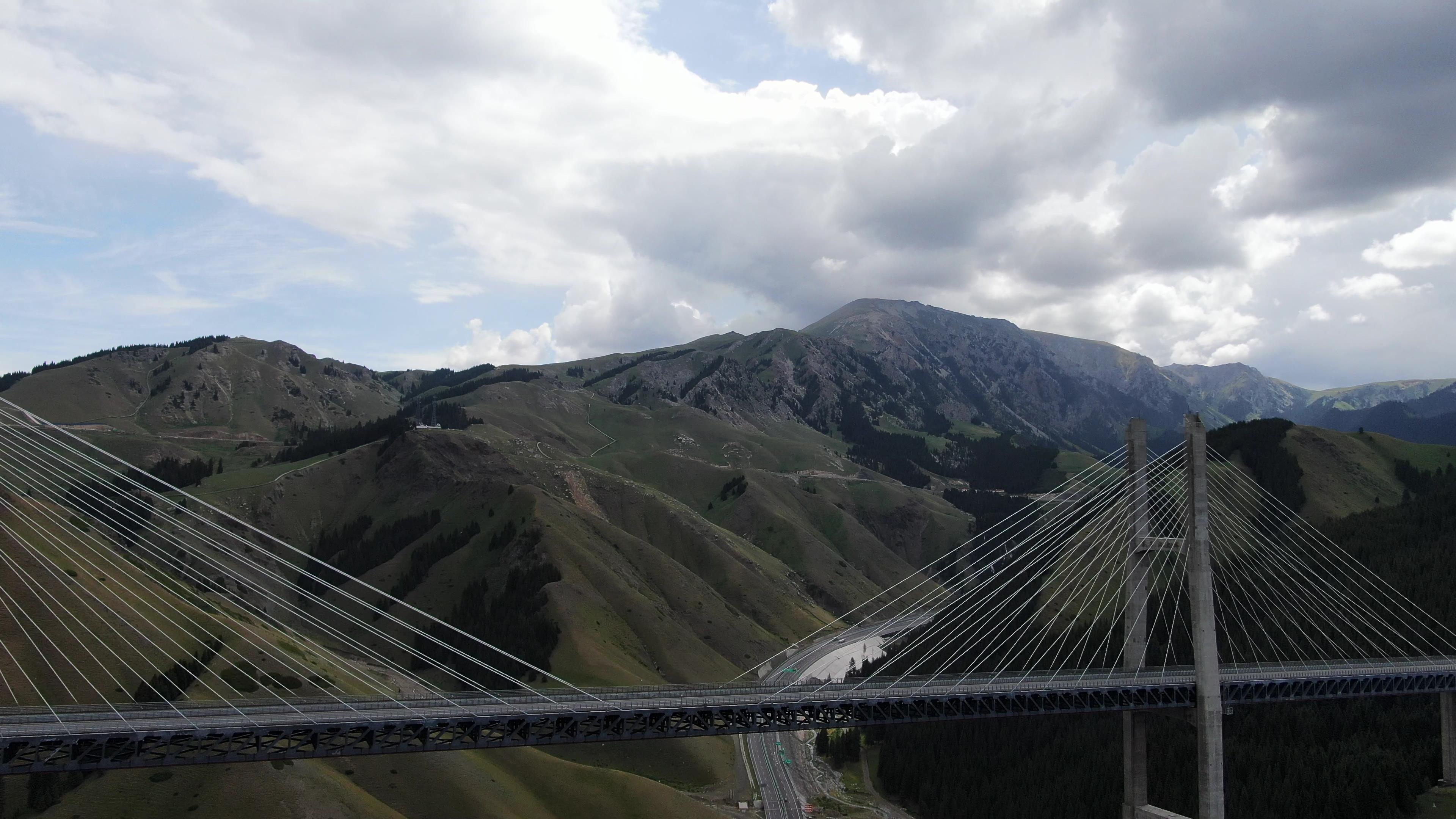 新疆旅游包車郭師傅_新疆旅游包車郭師傅是誰