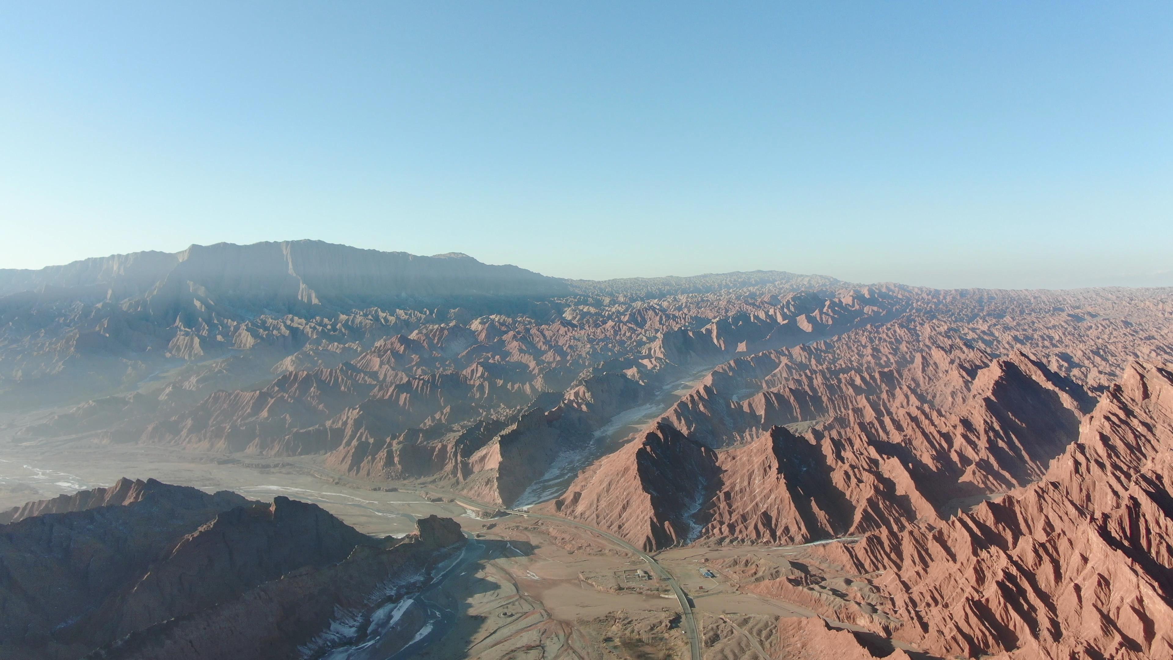 12月底到新疆南疆旅游多少錢_南新疆旅游最佳季節