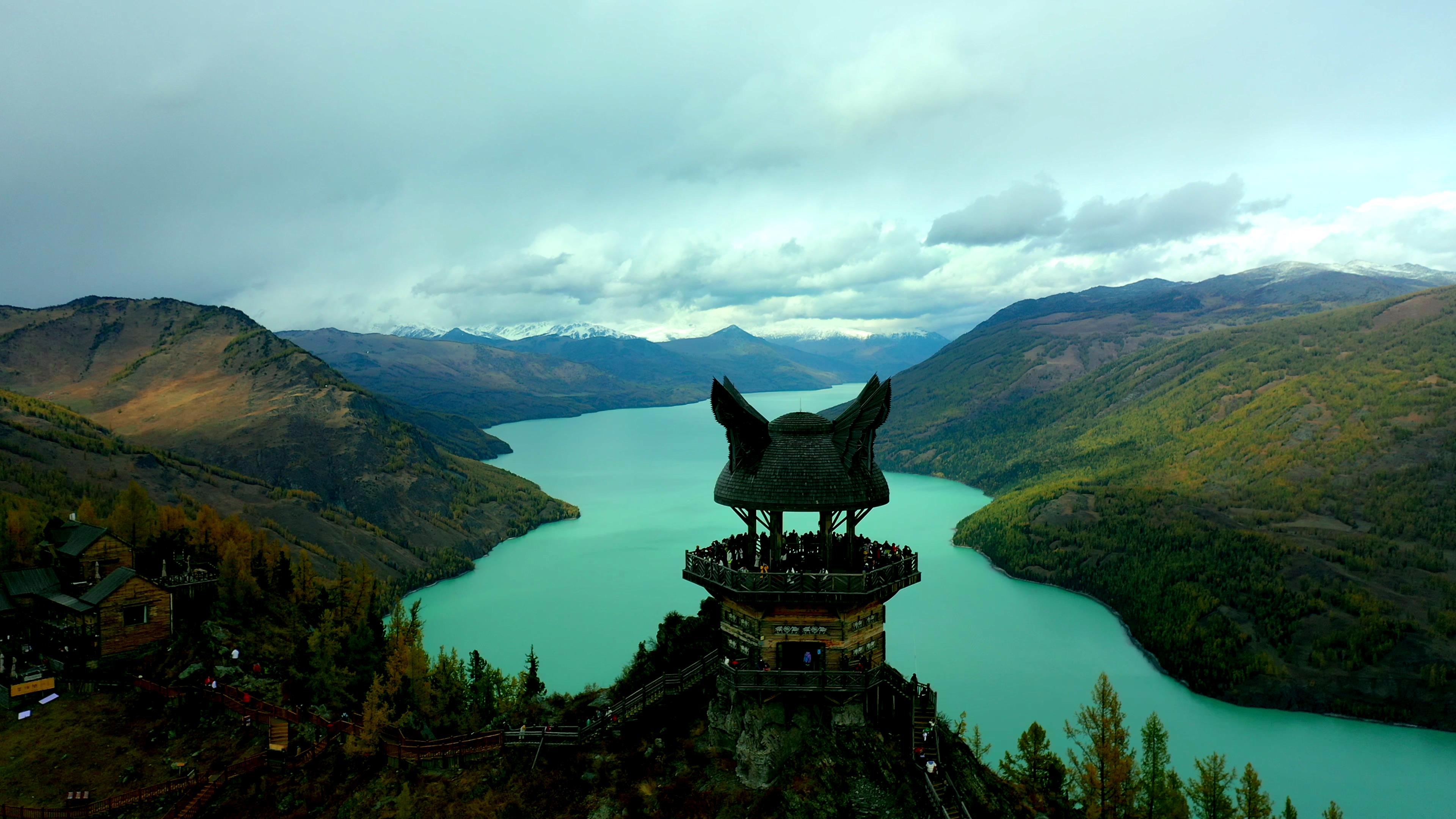 春節跟團新疆旅游多少錢_春節跟團新疆旅游多少錢一天