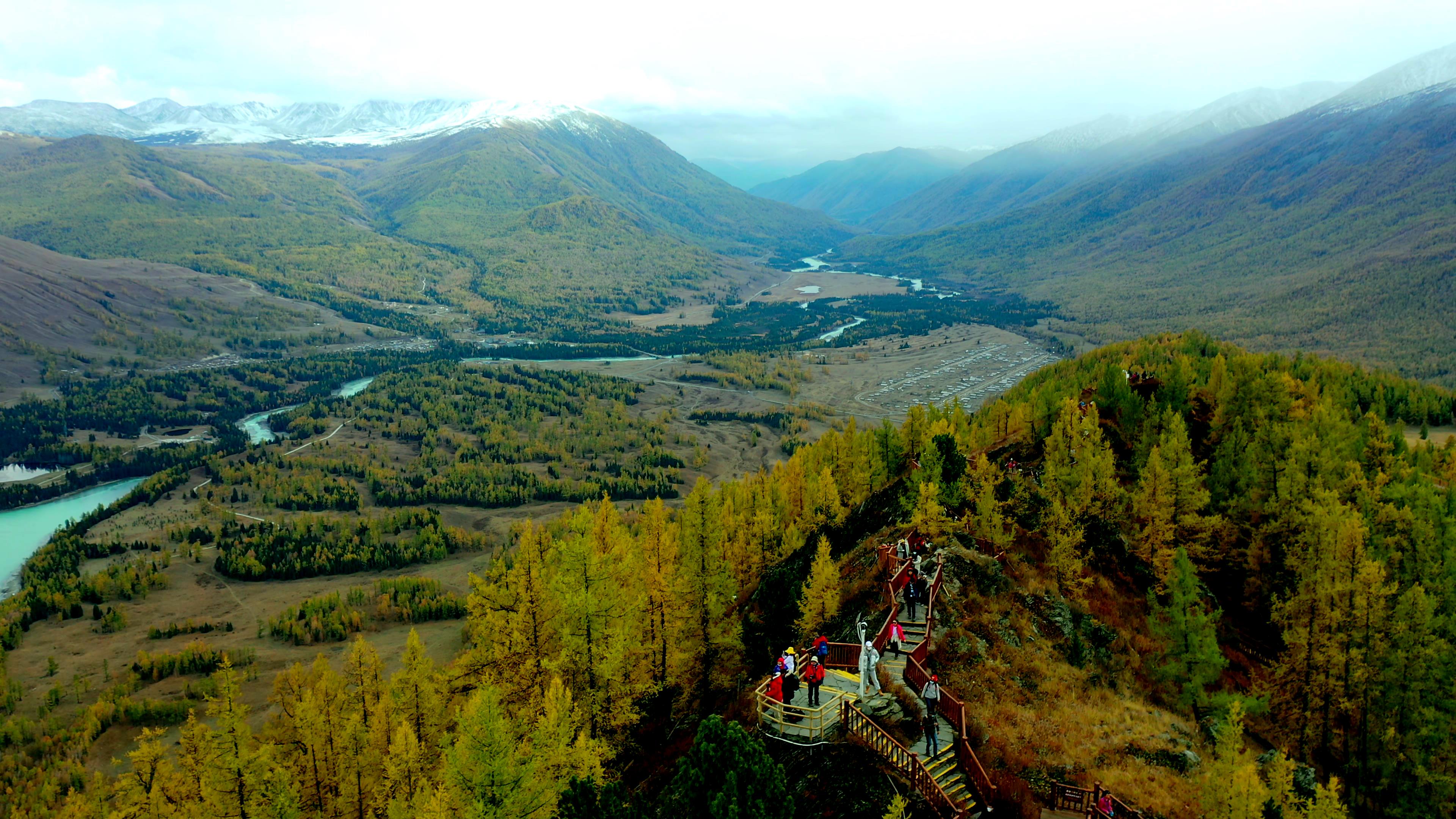 八月旅游新疆_八月旅游新疆攻略