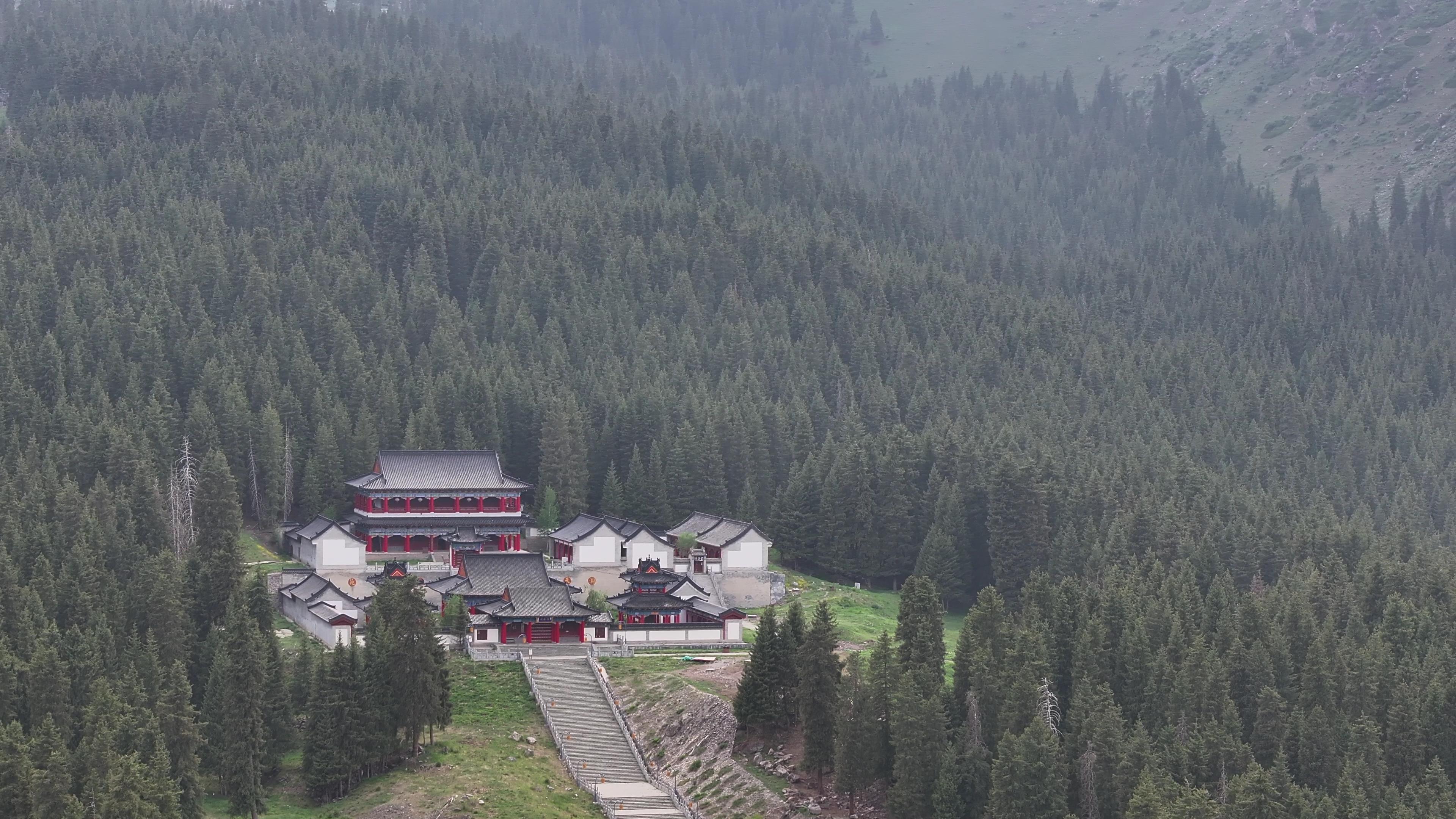 9月份新疆北疆旅游團多少錢_新疆北部旅游要多少錢