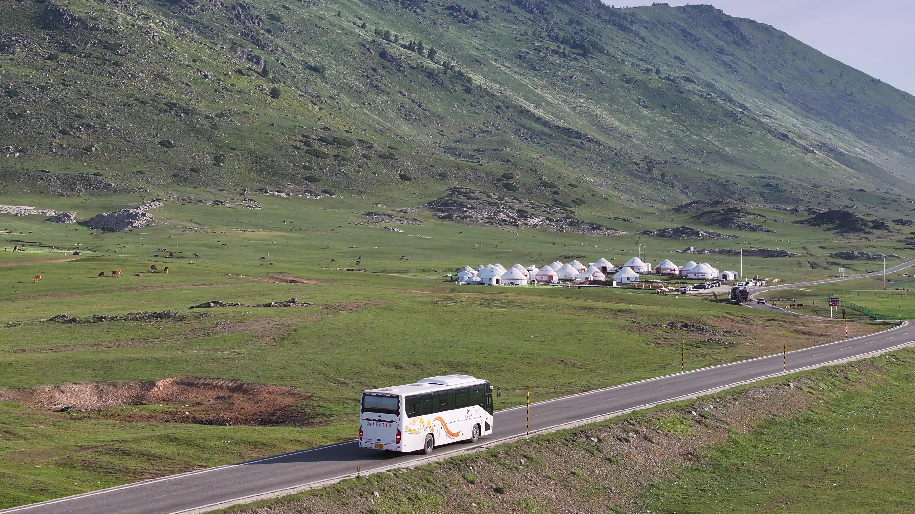 新疆旅游包車如何選擇車_新疆旅游包車如何選擇車型