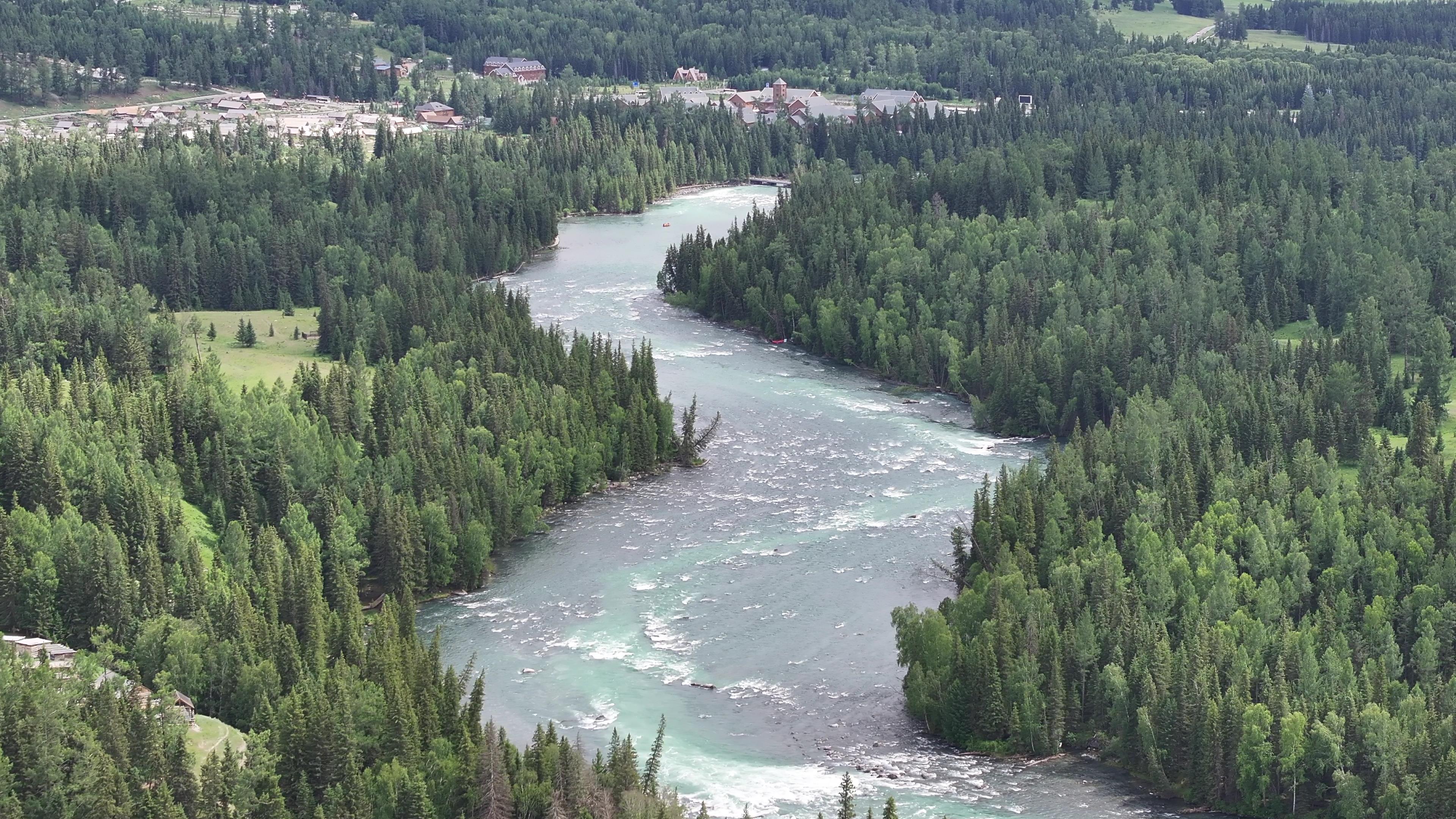 春節新疆旅游團報價_新疆當地旅游團報價