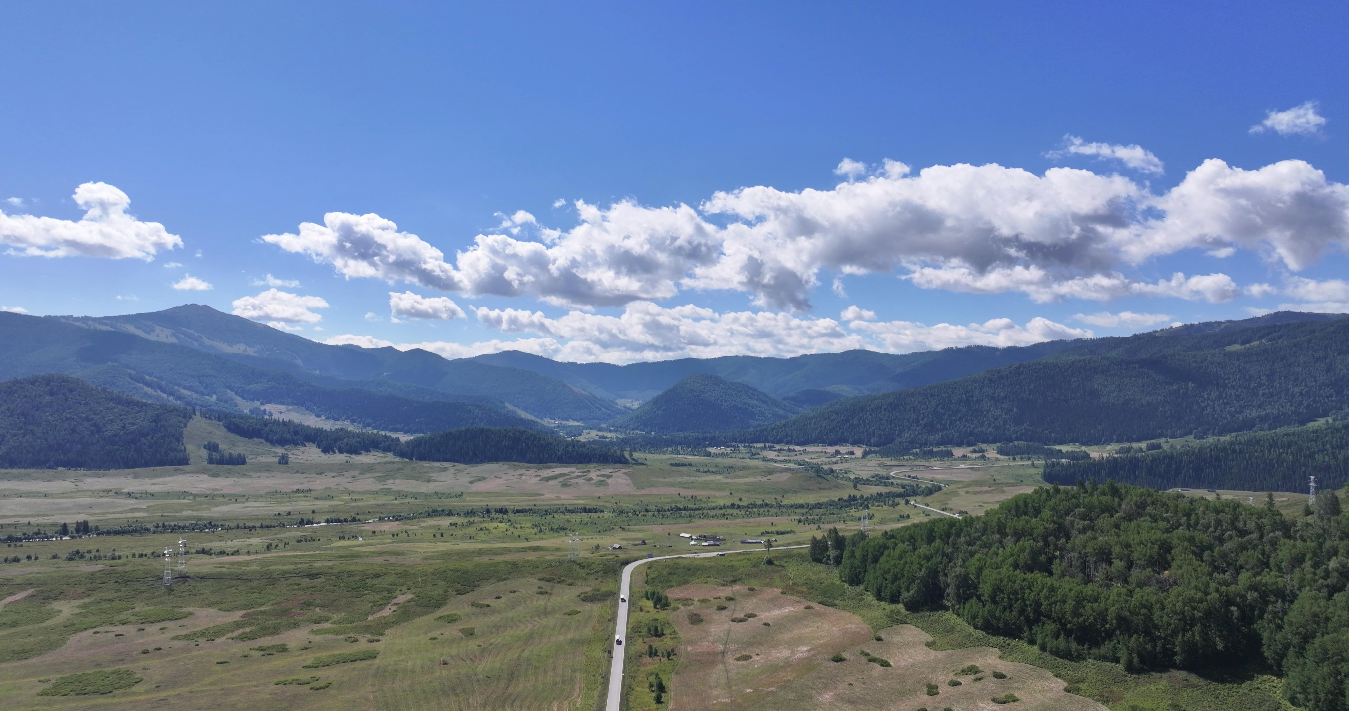 新疆包車價格旅游包車怎么樣_新疆包車旅行