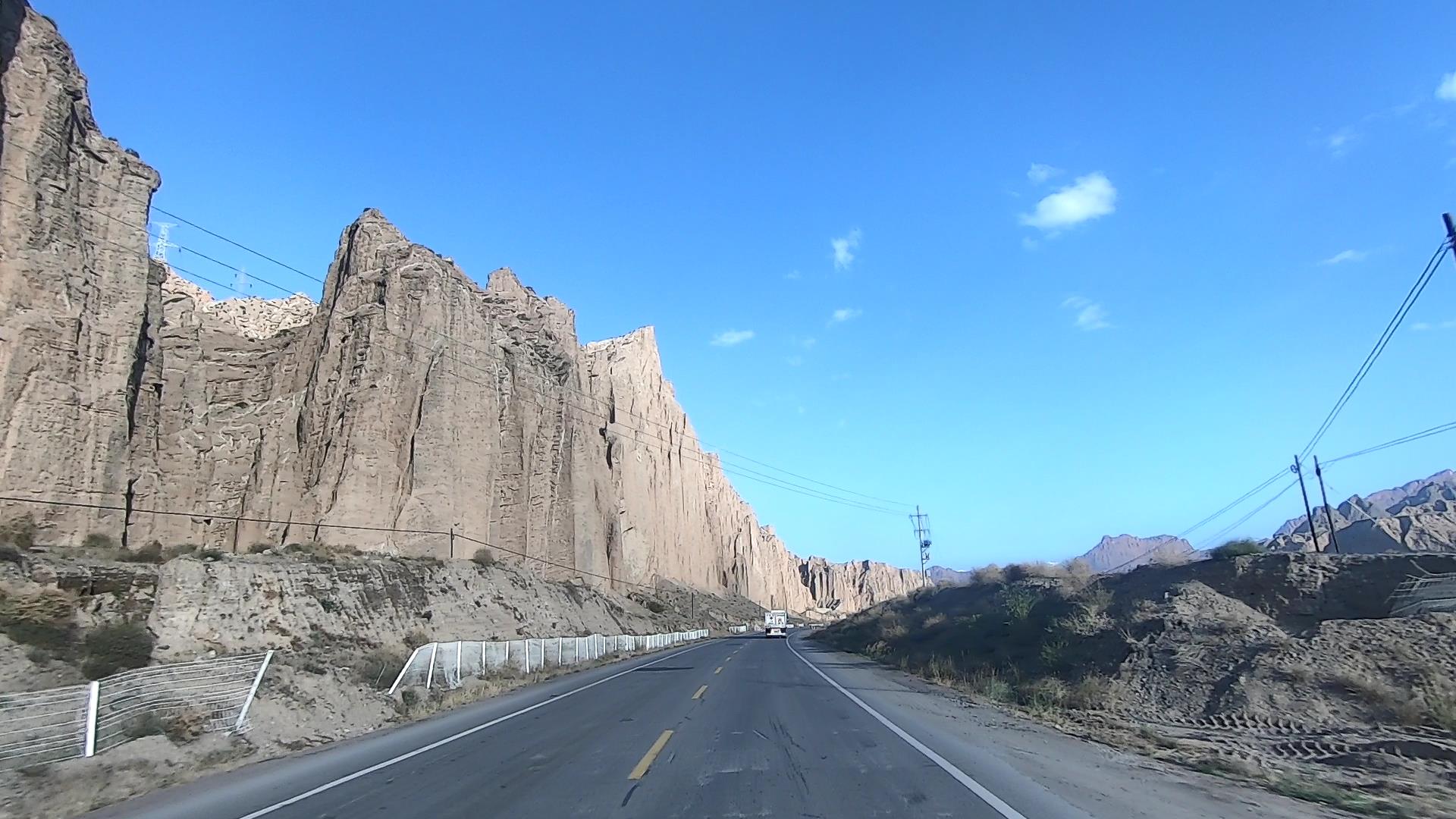 八月新疆南疆組團旅游費用_新疆南彊旅游