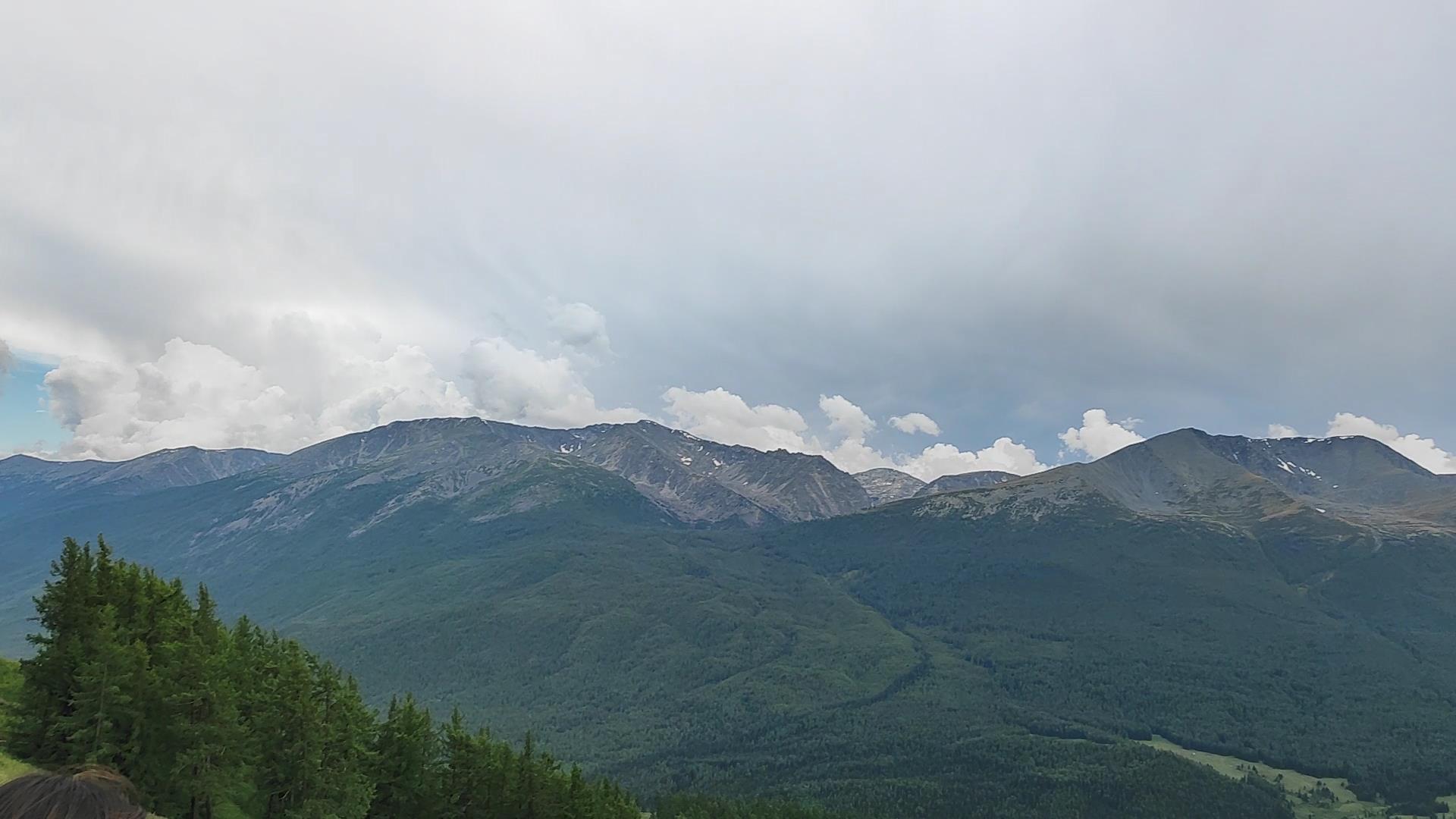 春季去新疆旅游_春季去新疆旅游攻略