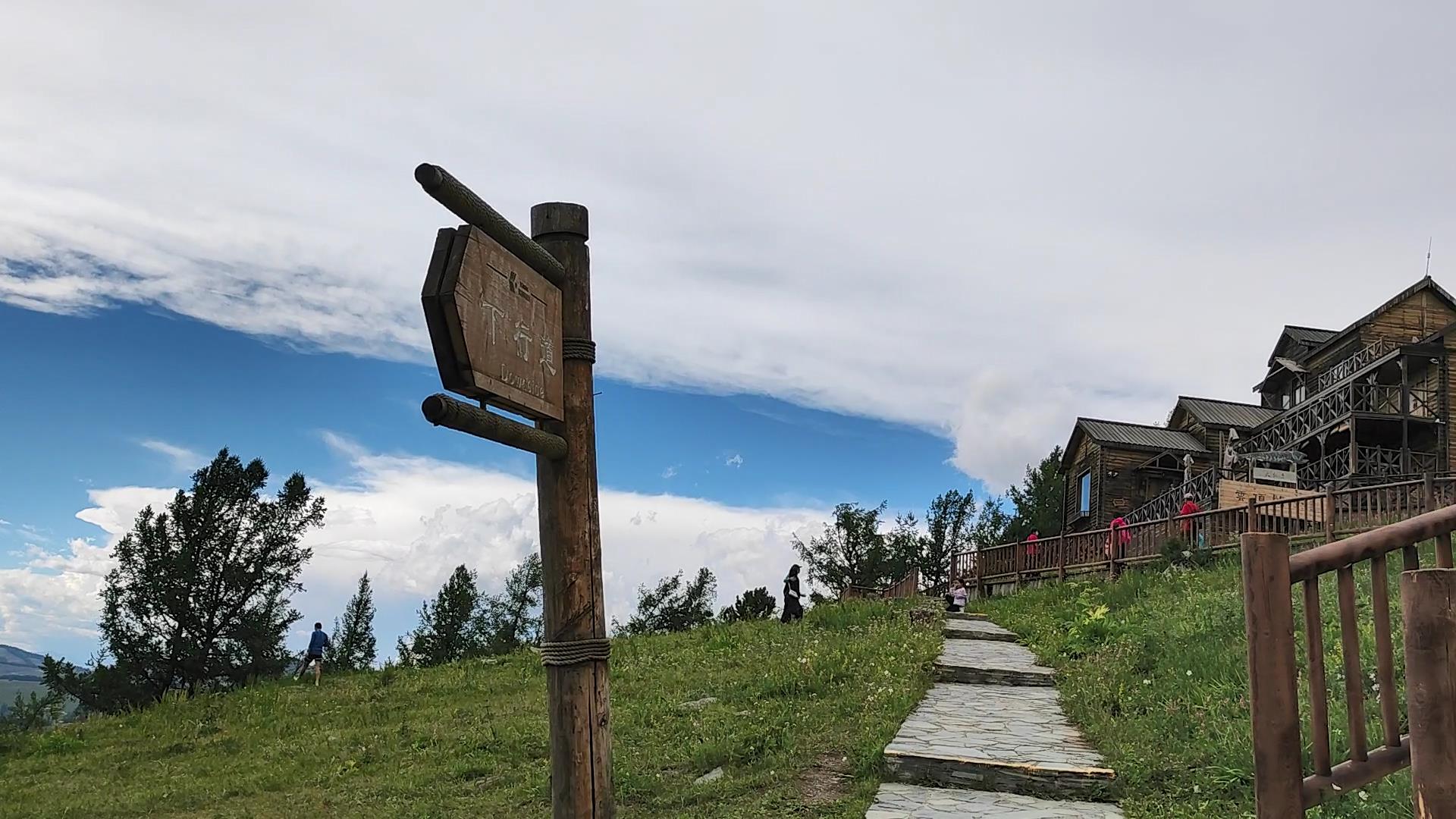 4月份新疆旅游必去的_4月份新疆旅游必去的地方