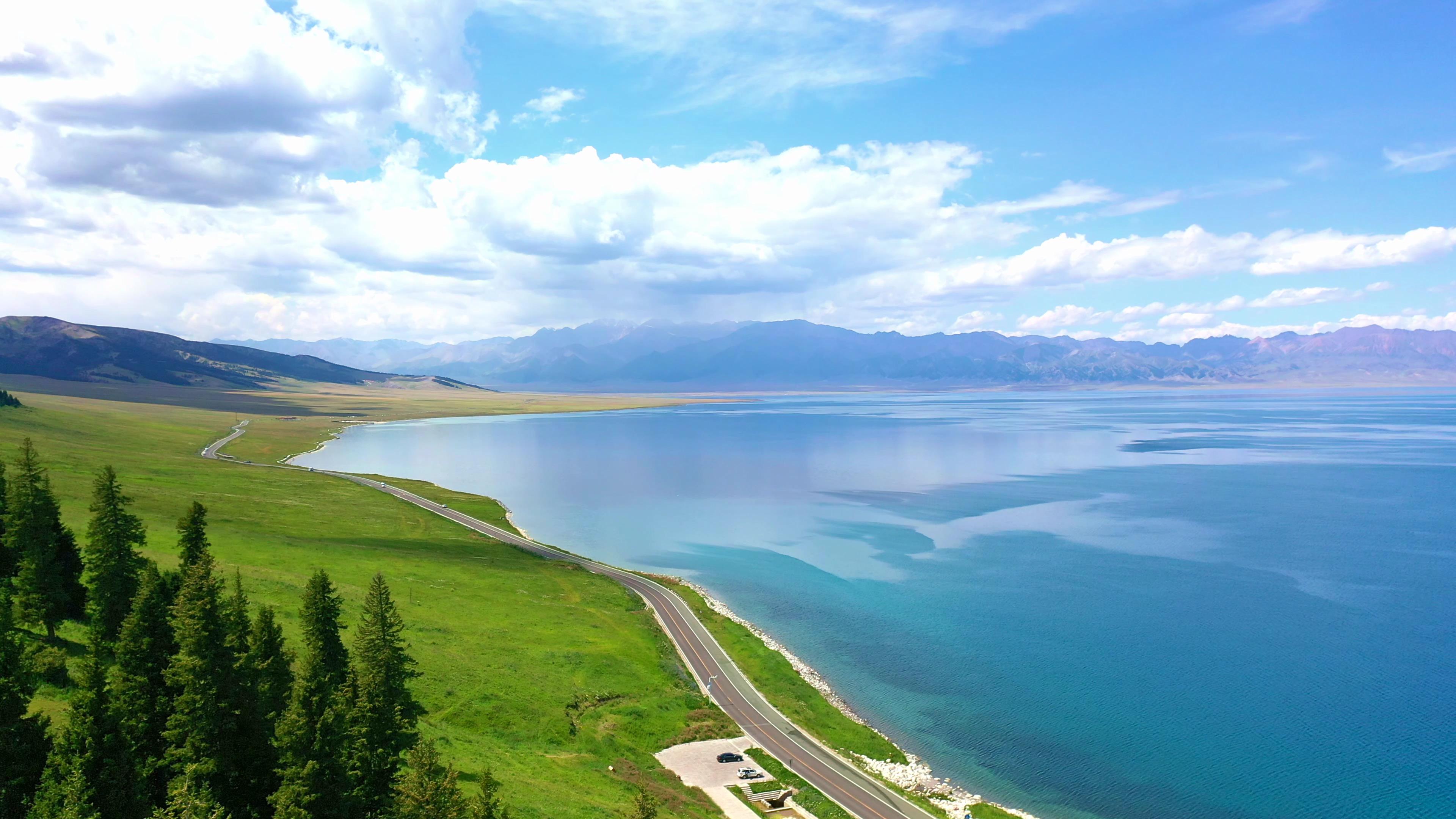 新疆旅游一個月包車多少錢_新疆旅游一個月包車多少錢啊