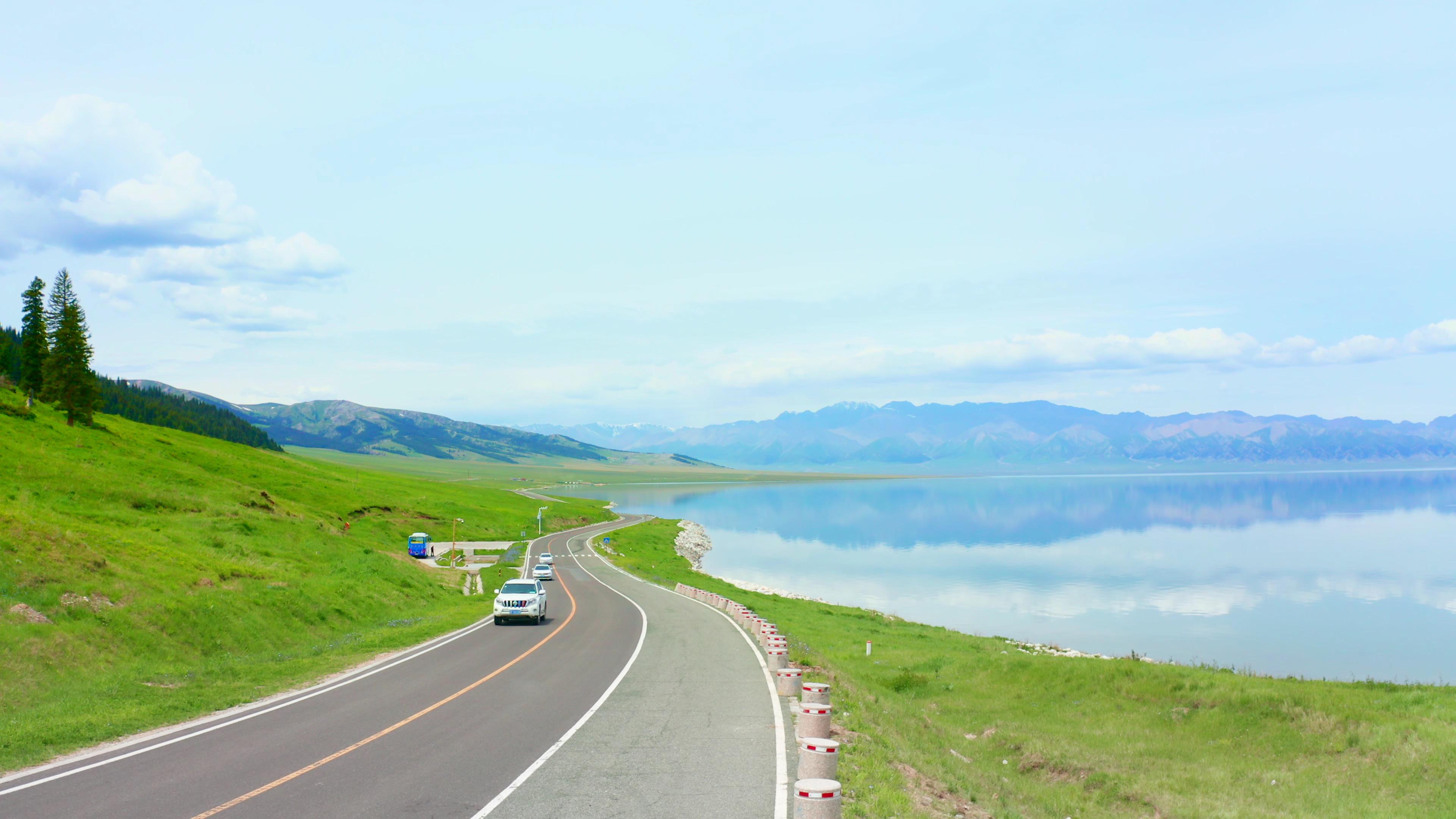 一般新疆旅游8月包車每天是多少錢_一般新疆旅游8月包車每天是多少錢啊