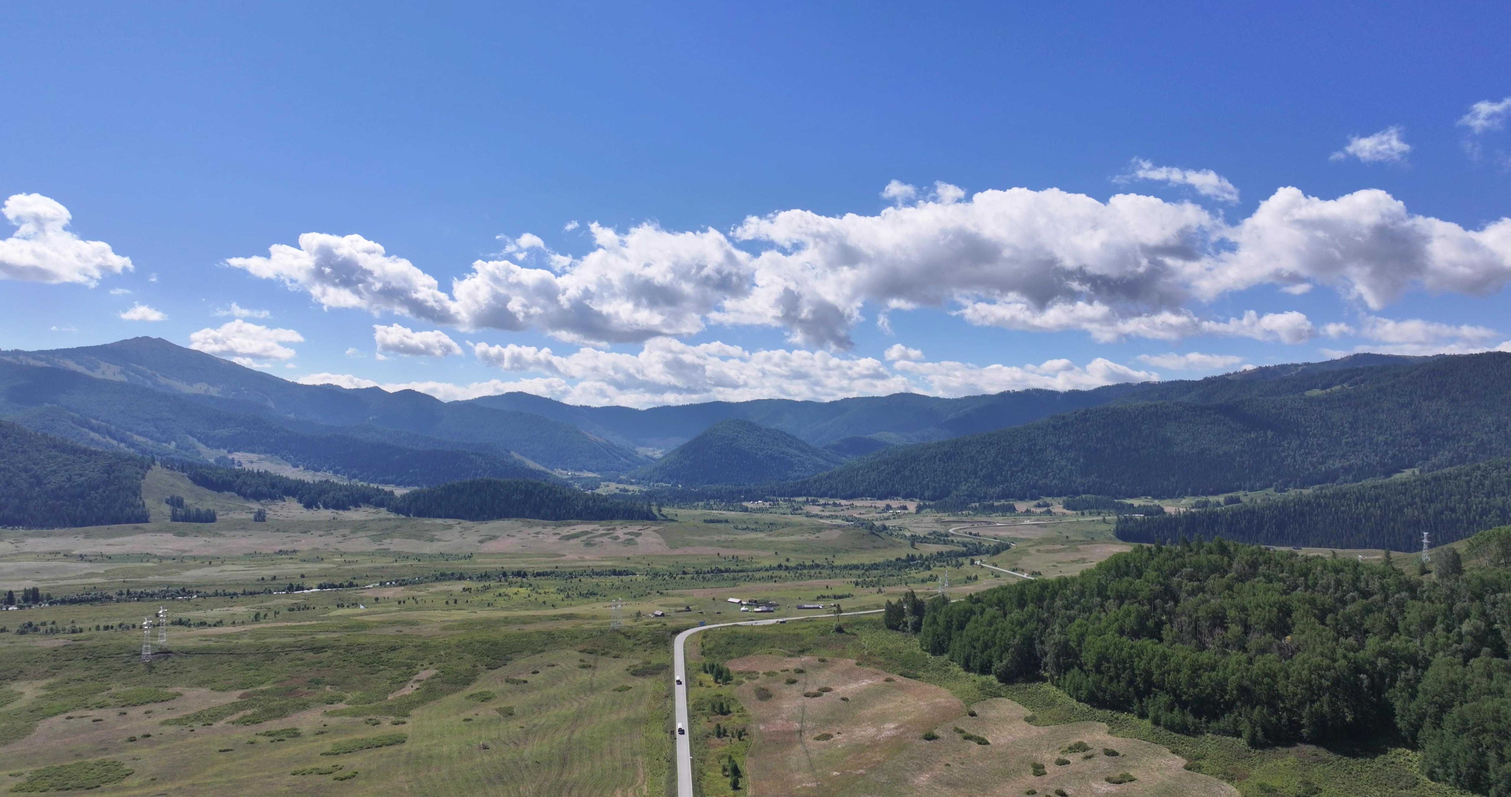 新疆自助包車旅游_新疆自助包車旅游多少錢