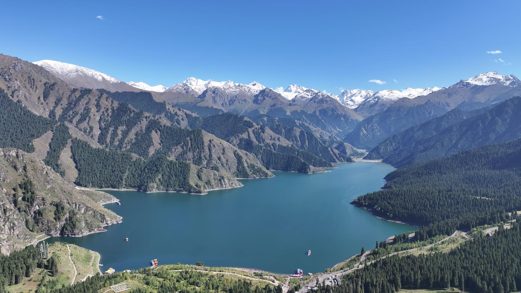 新疆自由行包車旅游價格_新疆自由行包車旅游價格表