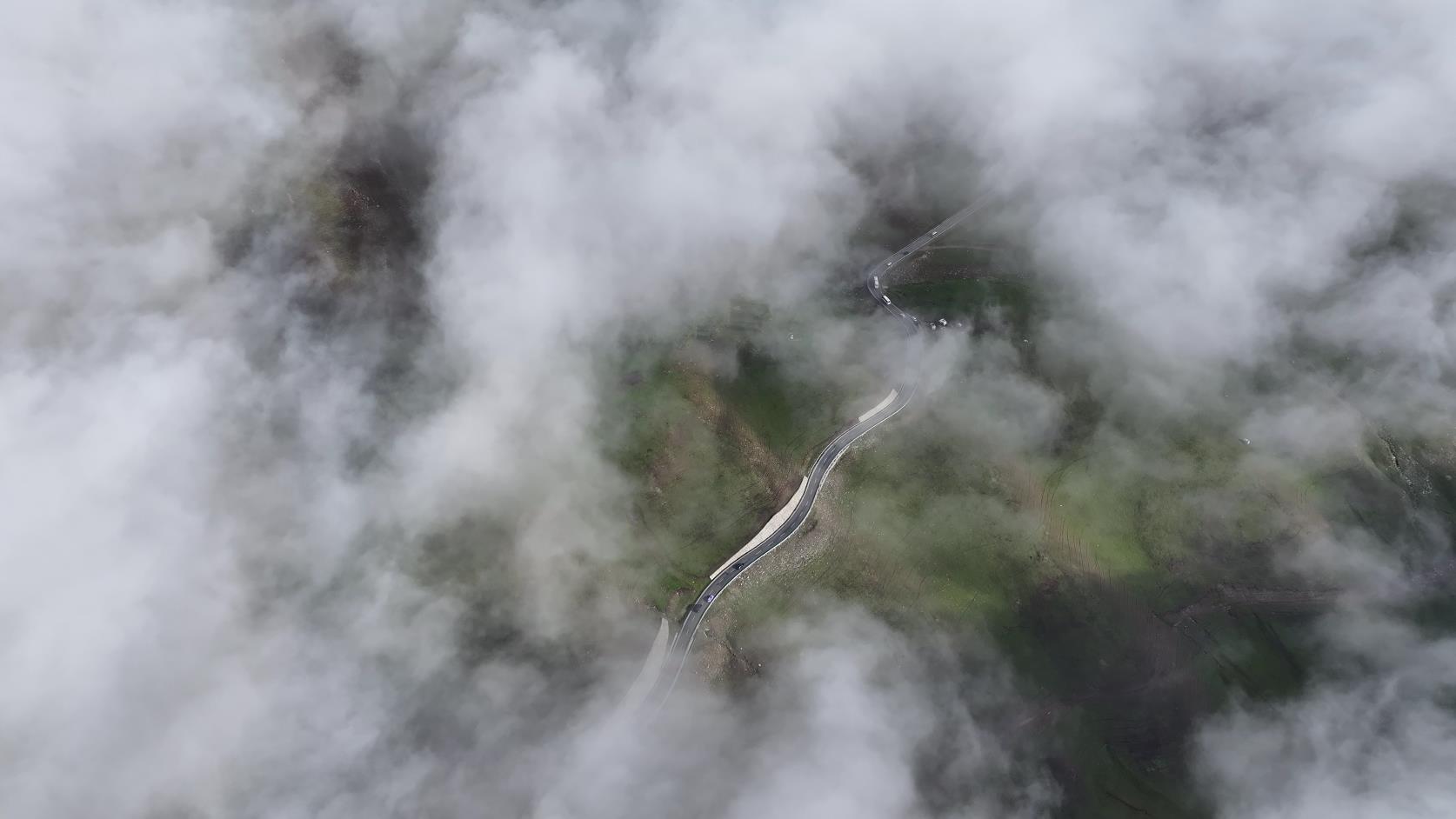 七月去新疆北疆旅游路線費用